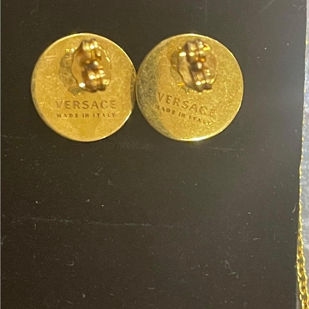 Versace gold tone and enamel round medallion “Medusa” necklace and earri… - Picture 9 of 16